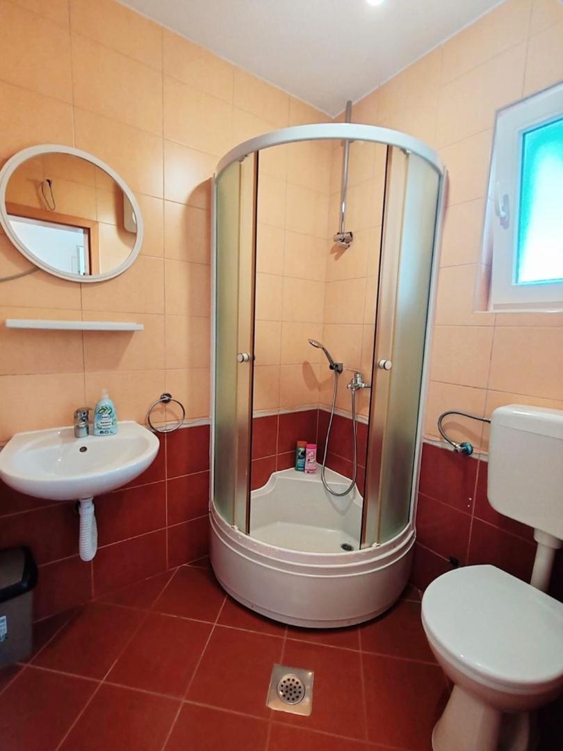 Apartments Amare Неум Екстериор снимка
