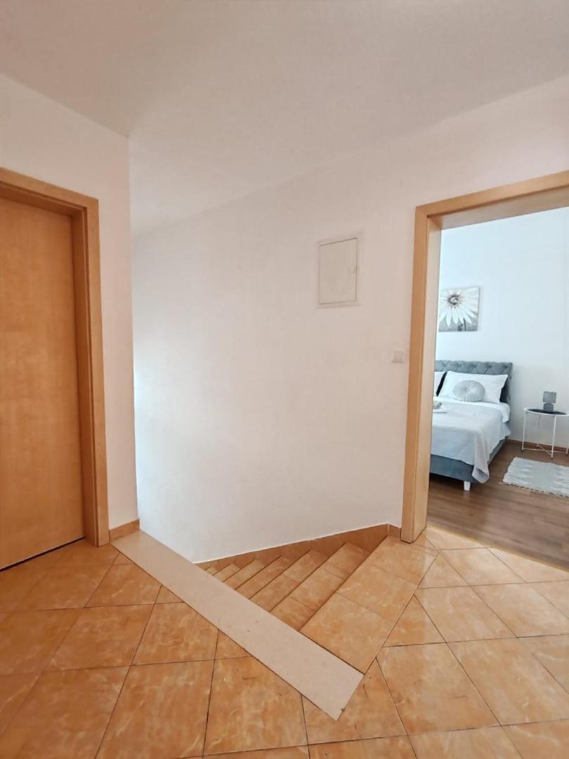 Apartments Amare Неум Екстериор снимка