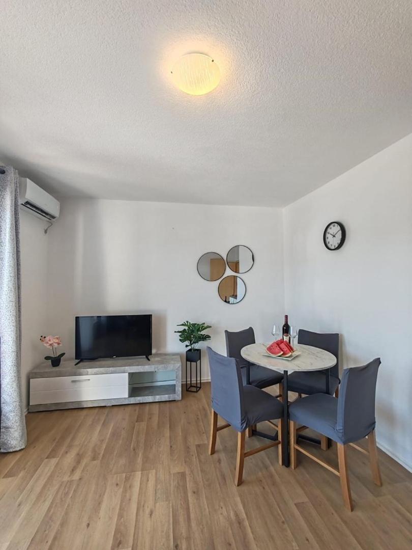 Apartments Amare Неум Екстериор снимка