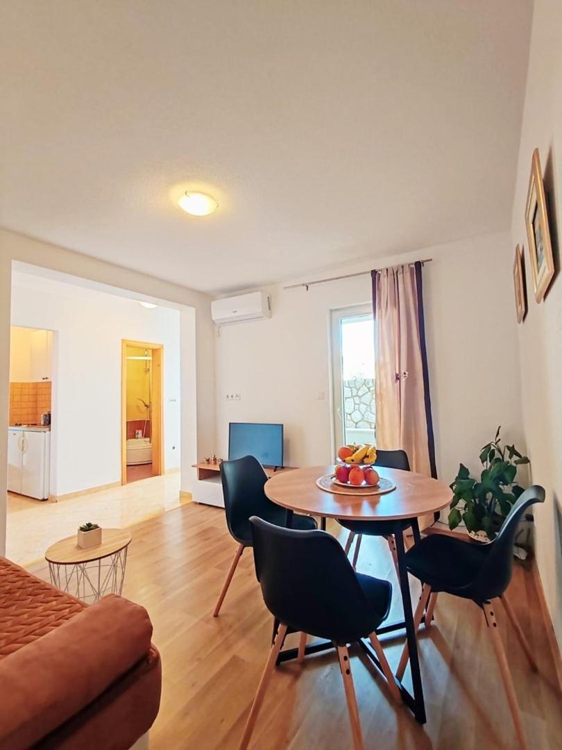 Apartments Amare Неум Екстериор снимка